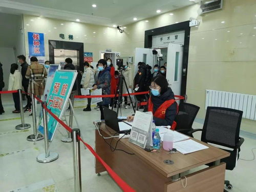 實(shí)驗(yàn)小學(xué)教師疫苗接種志愿服務(wù)在行動(dòng) 用專業(yè)守護(hù)健康，以咨詢傳遞關(guān)懷